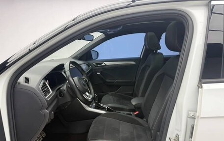 Volkswagen T-Roc I, 2022 год, 1 870 000 рублей, 14 фотография