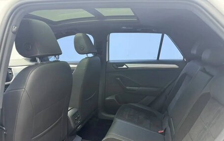 Volkswagen T-Roc I, 2022 год, 1 870 000 рублей, 16 фотография