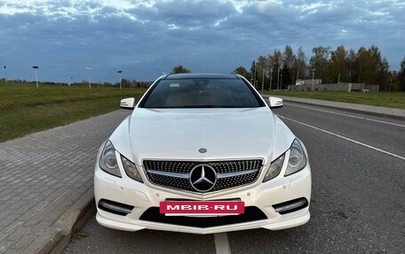 Mercedes-Benz E-Класс, 2012 год, 1 700 000 рублей, 5 фотография