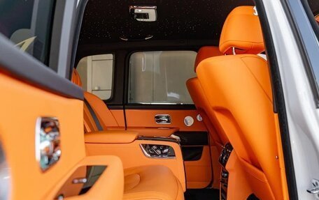 Rolls-Royce Cullinan, 2025 год, 58 990 000 рублей, 31 фотография