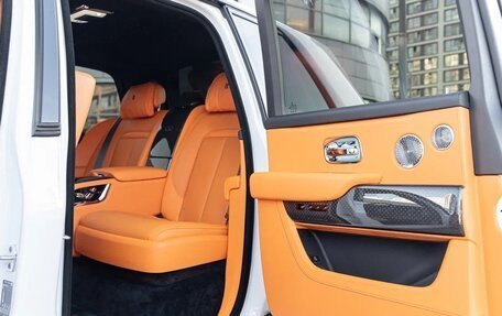 Rolls-Royce Cullinan, 2025 год, 58 990 000 рублей, 35 фотография