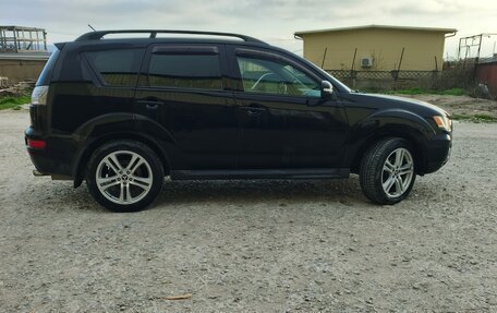 Mitsubishi Outlander III рестайлинг 3, 2010 год, 1 135 000 рублей, 15 фотография