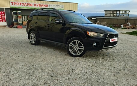 Mitsubishi Outlander III рестайлинг 3, 2010 год, 1 135 000 рублей, 16 фотография