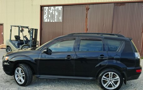 Mitsubishi Outlander III рестайлинг 3, 2010 год, 1 135 000 рублей, 20 фотография