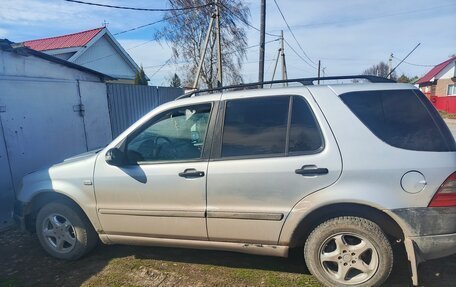 Mercedes-Benz M-Класс, 1998 год, 330 000 рублей, 4 фотография