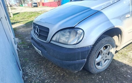 Mercedes-Benz M-Класс, 1998 год, 330 000 рублей, 3 фотография