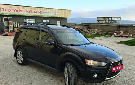 Mitsubishi Outlander III рестайлинг 3, 2010 год, 1 135 000 рублей, 25 фотография