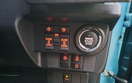 Toyota Roomy I, 2022 год, 850 000 рублей, 13 фотография