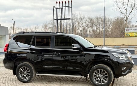 Toyota Land Cruiser Prado 150 рестайлинг 2, 2019 год, 5 799 000 рублей, 5 фотография