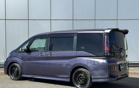 Honda Stepwgn IV, 2015 год, 1 712 000 рублей, 2 фотография