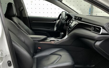 Toyota Camry, 2020 год, 3 100 000 рублей, 12 фотография