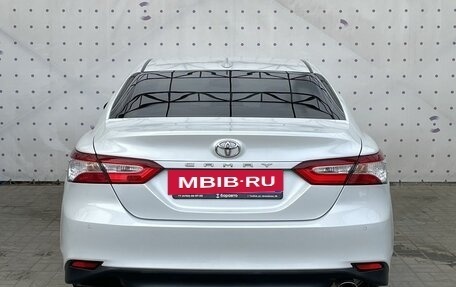 Toyota Camry, 2020 год, 3 100 000 рублей, 6 фотография