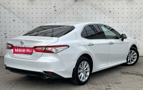 Toyota Camry, 2020 год, 3 100 000 рублей, 4 фотография