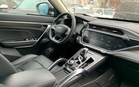 Geely Atlas, 2023 год, 1 899 000 рублей, 8 фотография