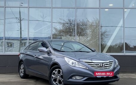 Hyundai Sonata VI, 2011 год, 1 069 000 рублей, 3 фотография
