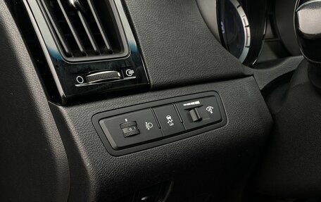 Hyundai Sonata VI, 2011 год, 1 069 000 рублей, 21 фотография