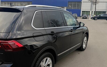 Volkswagen Tiguan II, 2021 год, 3 600 000 рублей, 5 фотография