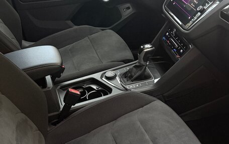 Volkswagen Tiguan II, 2021 год, 3 600 000 рублей, 7 фотография