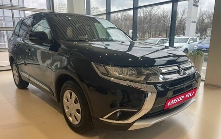 Mitsubishi Outlander III рестайлинг 3, 2017 год, 2 070 000 рублей, 3 фотография