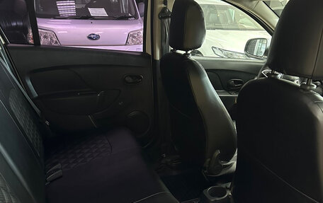 Renault Logan II, 2019 год, 550 000 рублей, 15 фотография