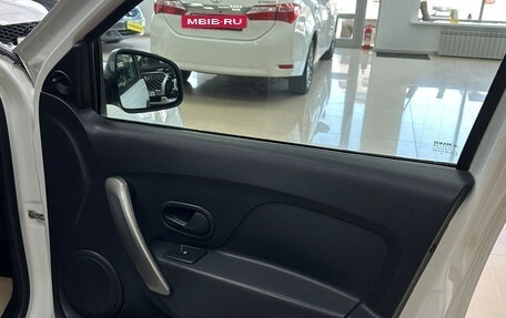 Renault Logan II, 2019 год, 550 000 рублей, 18 фотография