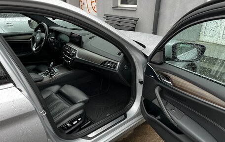 BMW 5 серия, 2018 год, 2 900 000 рублей, 7 фотография