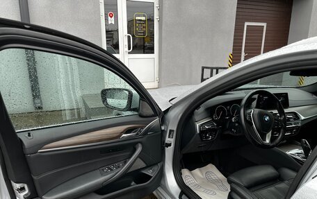 BMW 5 серия, 2018 год, 2 900 000 рублей, 14 фотография