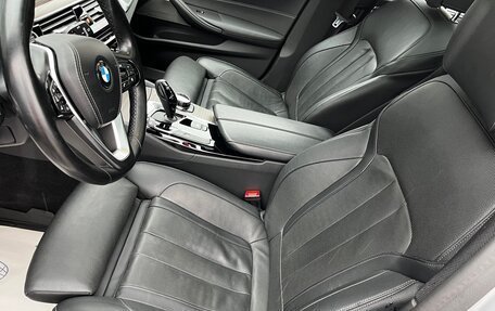 BMW 5 серия, 2018 год, 2 900 000 рублей, 16 фотография