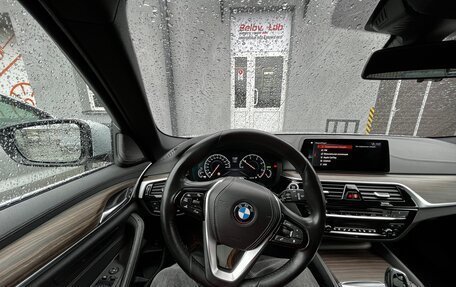 BMW 5 серия, 2018 год, 2 900 000 рублей, 18 фотография