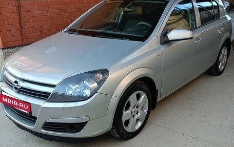 Opel Astra H, 2006 год, 446 000 рублей, 2 фотография