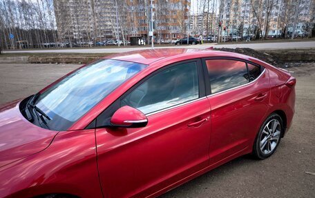 Hyundai Elantra VI рестайлинг, 2017 год, 1 600 000 рублей, 6 фотография