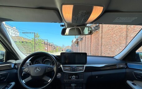 Mercedes-Benz E-Класс, 2010 год, 1 490 000 рублей, 11 фотография