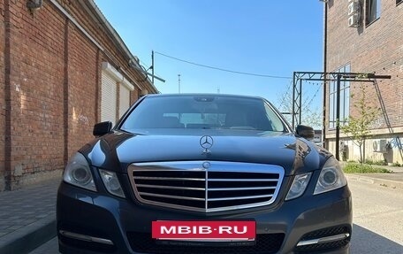 Mercedes-Benz E-Класс, 2010 год, 1 490 000 рублей, 5 фотография