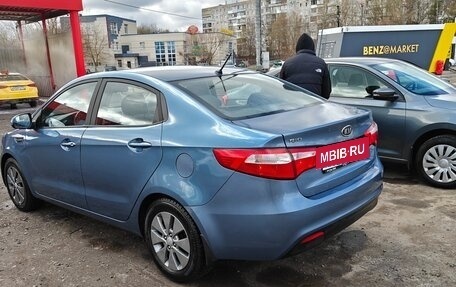 KIA Rio III рестайлинг, 2011 год, 850 000 рублей, 4 фотография