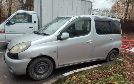 Toyota FunCargo, 1999 год, 400 000 рублей, 3 фотография