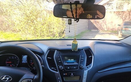 Hyundai Santa Fe III рестайлинг, 2015 год, 2 190 000 рублей, 5 фотография