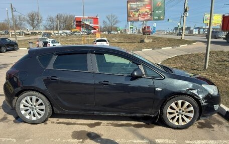 Opel Astra J, 2011 год, 600 000 рублей, 6 фотография