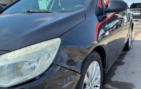 Opel Astra J, 2011 год, 600 000 рублей, 5 фотография