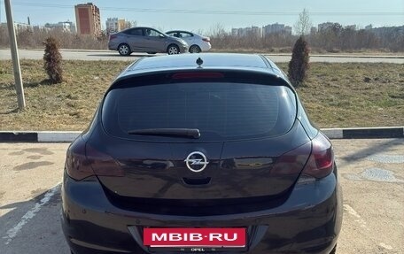 Opel Astra J, 2011 год, 600 000 рублей, 4 фотография