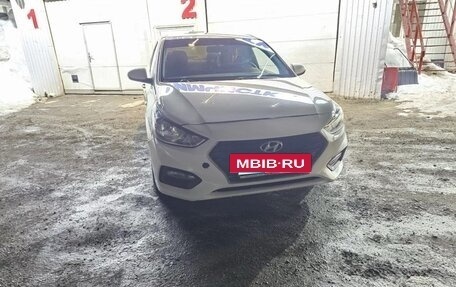 Hyundai Solaris II рестайлинг, 2018 год, 719 000 рублей, 2 фотография