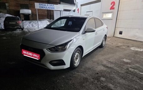 Hyundai Solaris II рестайлинг, 2018 год, 719 000 рублей, 4 фотография