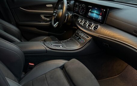 Mercedes-Benz E-Класс, 2021 год, 5 150 000 рублей, 10 фотография