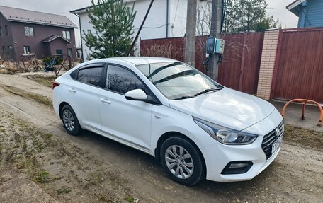 Hyundai Solaris II рестайлинг, 2019 год, 980 000 рублей, 5 фотография