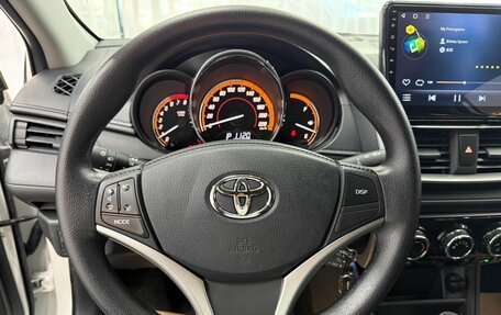 Toyota Yaris XP150 рестайлинг, 2022 год, 9 500 000 рублей, 5 фотография