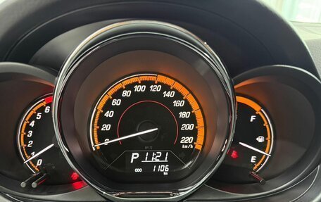 Toyota Yaris XP150 рестайлинг, 2022 год, 9 500 000 рублей, 6 фотография