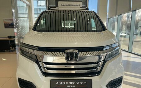 Honda Stepwgn IV, 2018 год, 2 080 000 рублей, 2 фотография