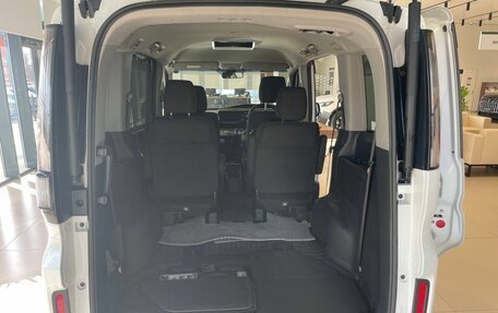 Honda Stepwgn IV, 2018 год, 2 080 000 рублей, 11 фотография