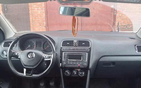 Volkswagen Polo VI (EU Market), 2017 год, 950 000 рублей, 6 фотография