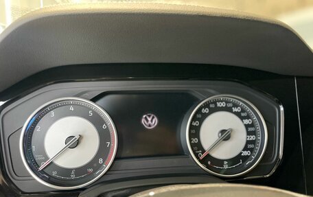 Volkswagen Touareg III, 2019 год, 3 850 000 рублей, 7 фотография