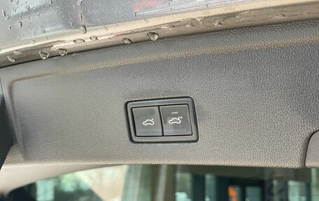 Volkswagen Touareg III, 2019 год, 3 850 000 рублей, 13 фотография